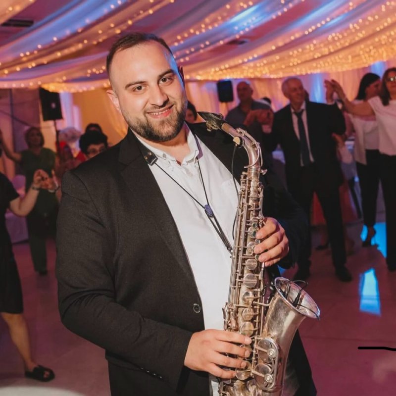 Kiki Sax